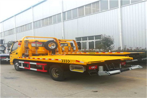 运河大街附近拖车救援搭电